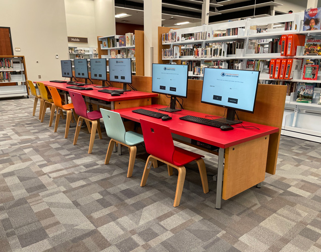 Children's manifest computer workstation - Agati Furniture