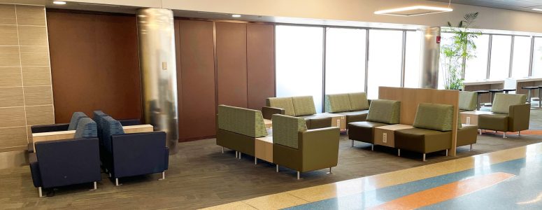 Modular lounge seating configurations with privacy panels in Airport