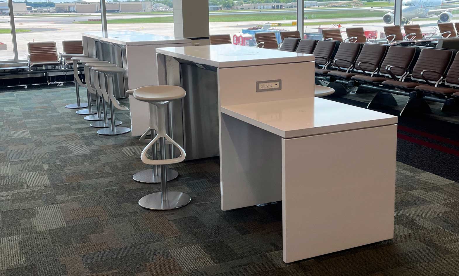 Airport Charging Tables